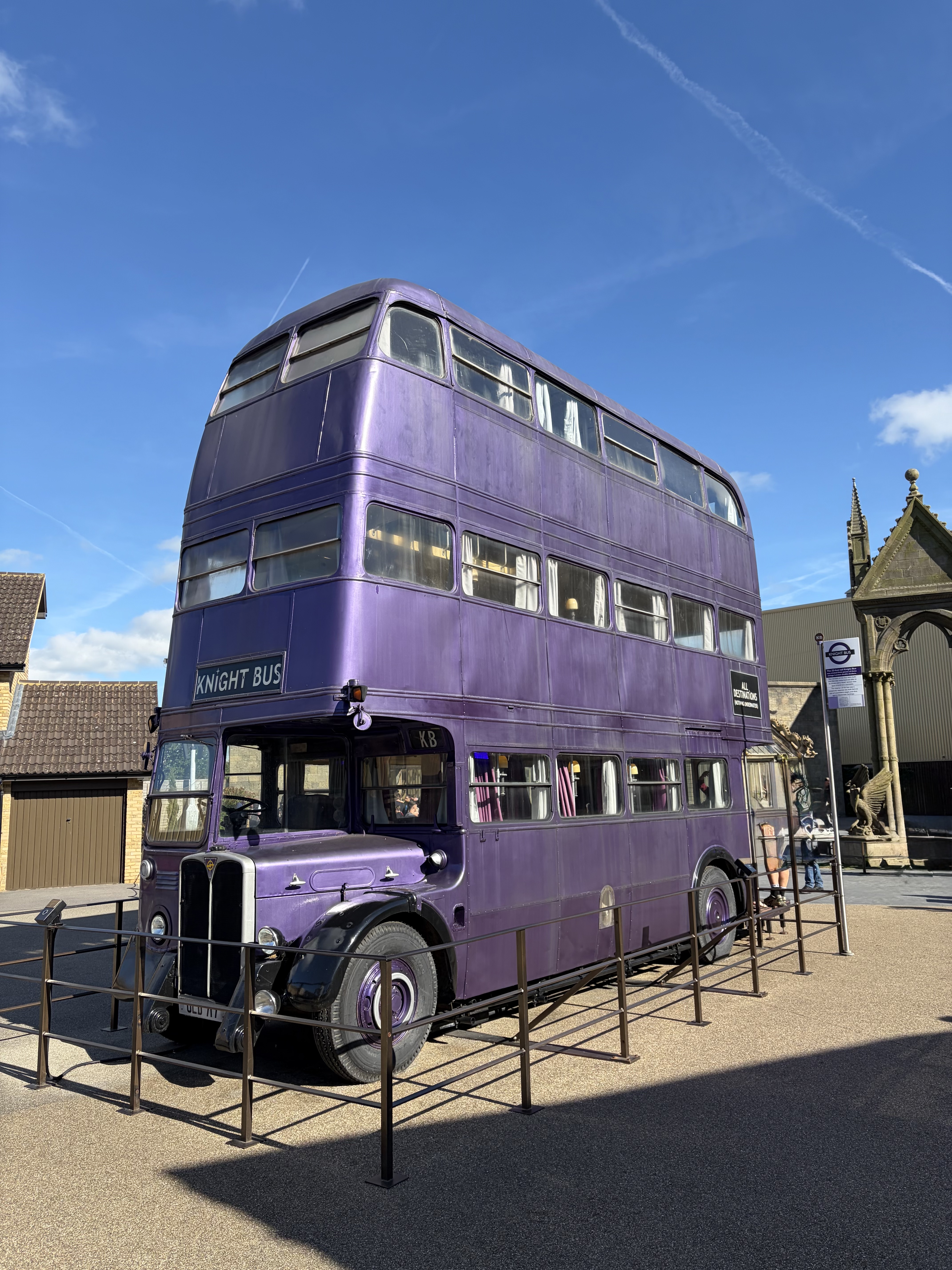 Knight Bus violet triple decker